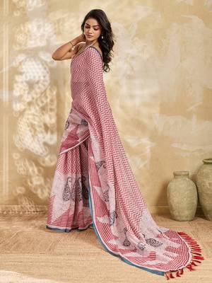 Printed floral ethnic motifs linen digital saree with blouse piece 2