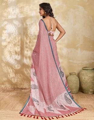 Printed floral ethnic motifs linen digital saree with blouse piece 3