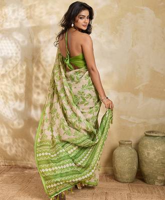 Printed floral ethnic motifs linen digital saree with blouse piece 3