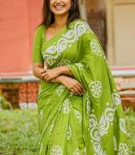 Printed floral ethnic motifs linen digital saree with blouse piece
