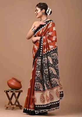 Printed floral ethnic motifs linen digital saree with blouse piece 2