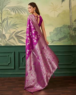 Woven design floral zari silk blend handloom banarasi saree with blouse piece 3