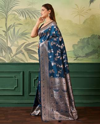 Woven design floral zari silk blend handloom banarasi saree with blouse piece 2