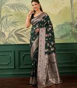 Woven design floral zari silk blend handloom banarasi saree with blouse piece