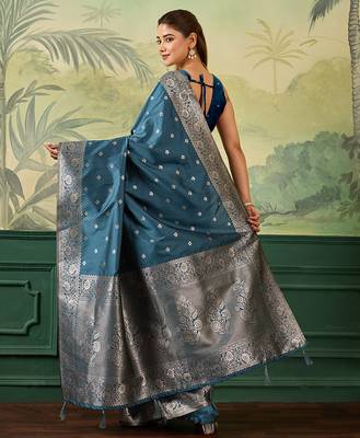 Woven design zari silk blend handloom banarasi saree with blouse piece 3