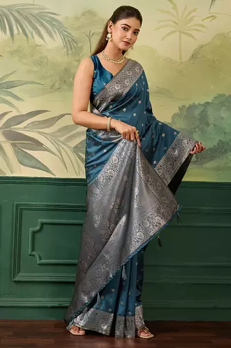 Woven design zari silk blend handloom banarasi saree with blouse piece