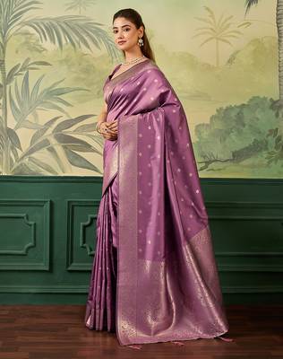 Woven design zari silk blend handloom banarasi saree with blouse piece 2