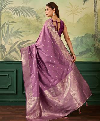 Woven design zari silk blend handloom banarasi saree with blouse piece 3
