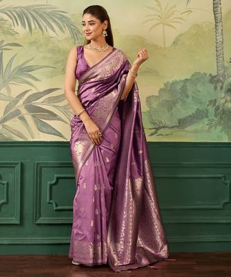 Woven design zari silk blend handloom banarasi saree with blouse piece 4