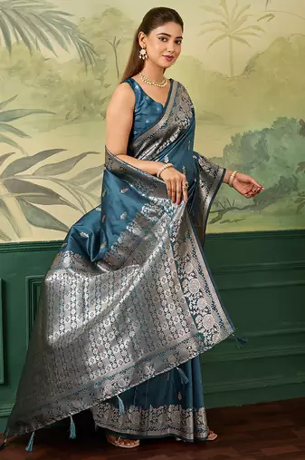 Woven design zari silk blend handloom banarasi saree with blouse piece