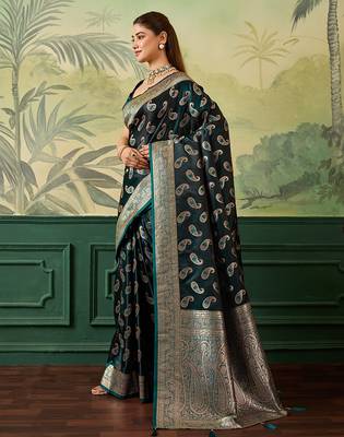 Woven design zari satin handloom mysore silk saree with blouse piece 2