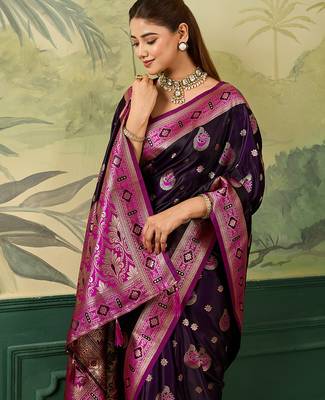 Woven design zari satin handloom mysore silk saree with blouse piece 5