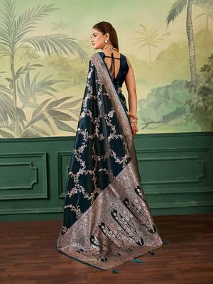 Woven design zari satin handloom mysore silk saree with blouse piece 3
