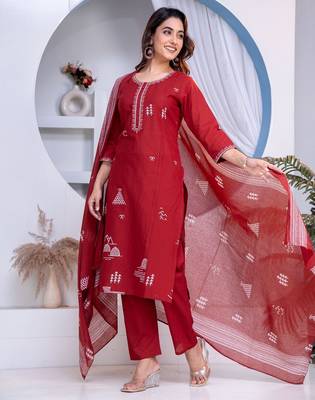 Maroon geometric printed cotton straight kurta set with dupatta 2