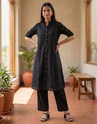 Black solid straight kurta pant set for women 4