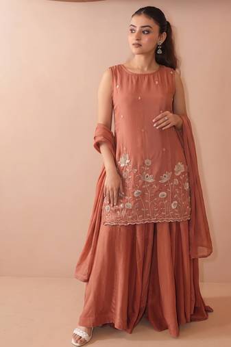 Women floral embroidered regular sequinned silk crepe kurta with sharara & with dupatta
