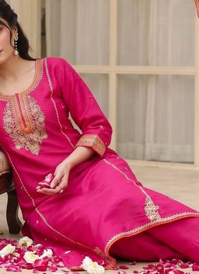 Women ethnic motifs embroidered regular thread work kurta with trousers & with dupatta 2