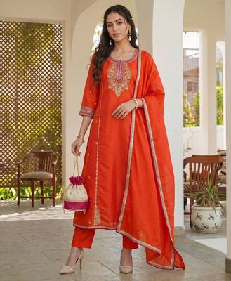 Women ethnic motifs embroidered regular thread work kurta with trousers & with dupatta 1