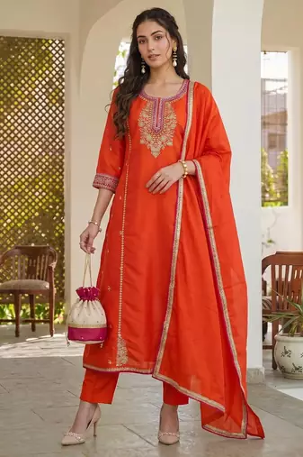 Women ethnic motifs embroidered regular thread work kurta with trousers & with dupatta