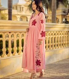 Women floral embroidered regular thread work kurta with trousers & with dupatta