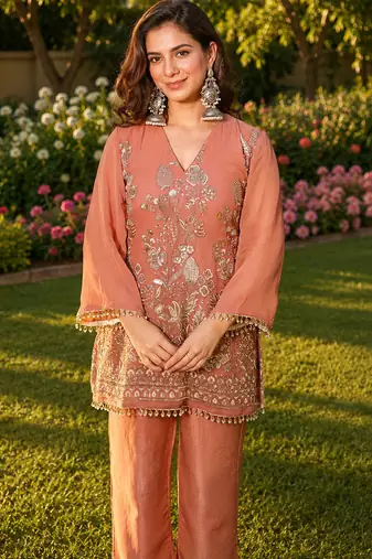 Women ethnic motifs embroidered regular thread work kurta with palazzo