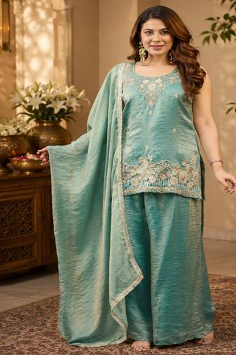 Women ethnic motifs embroidered regular thread work kurta with palazzo & with dupatta