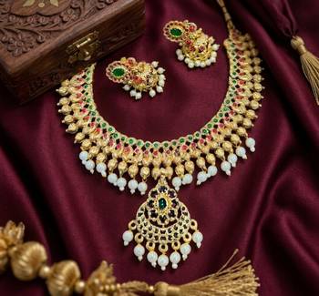 Gold plated south indian temple traditional indian jewelry set bollywood style bridal wedding choker set festive wear 3