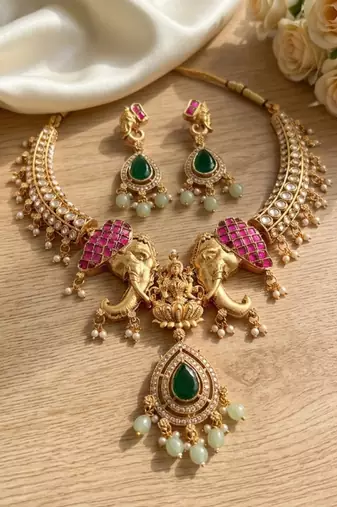 Antique gold temple jewelry set with kundan elephant motif necklace & earrings – indian bridal wedding choker