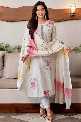 Crtx white jaquard pure cotton kurti with dupatta and pant