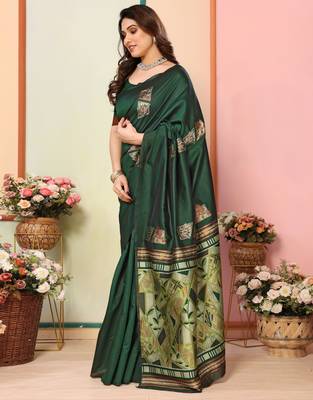 faux Kanjivaram banarasi jacquard silk blend saree with unstiched blouse piece 3
