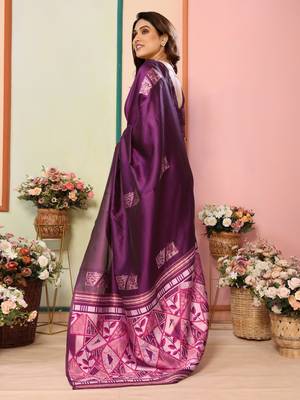 faux Kanjivaram banarasi jacquard silk blend saree with unstiched blouse piece 2