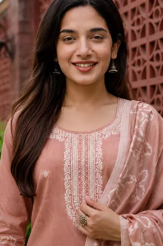 Crtx light maroon jaquard pure cotton kurti with dupatta and pant
