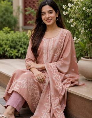 Crtx light maroon jaquard pure cotton kurti with dupatta and pant 5