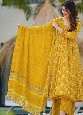 Women's mustard yellow printed pure muslin anarkali kurta set with palazzo and dupatta 3