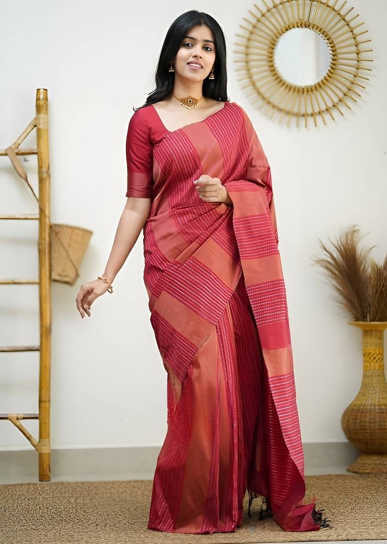 faux Kanjivaram banarasi jacquard silk blend saree with unstiched blouse piece