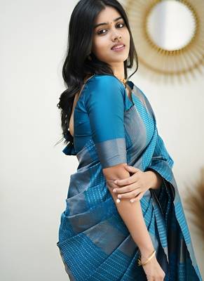 faux Kanjivaram banarasi jacquard silk blend saree with unstiched blouse piece 2