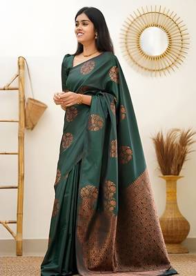 faux Kanjivaram banarasi jacquard silk blend saree with unstiched blouse piece 4