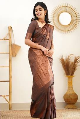 faux Kanjivaram banarasi jacquard silk blend saree with unstiched blouse piece 3
