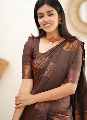 faux Kanjivaram banarasi jacquard silk blend saree with unstiched blouse piece 4
