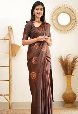 faux Kanjivaram banarasi jacquard silk blend saree with unstiched blouse piece 5