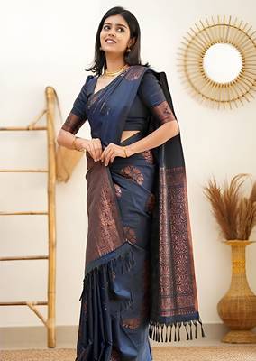 faux Kanjivaram banarasi jacquard silk blend saree with unstiched blouse piece 2