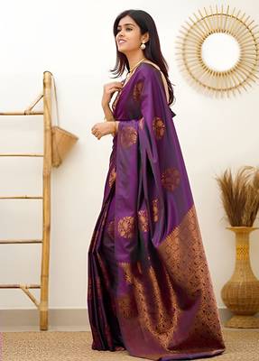 faux Kanjivaram banarasi jacquard silk blend saree with unstiched blouse piece 2