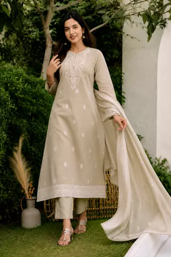 Crtx chiku brown jaquard pure cotton kurti with dupatta and pant