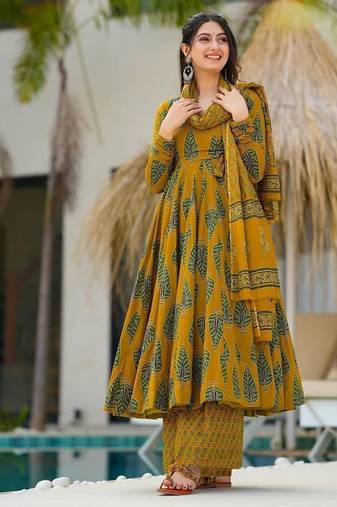 Festive wear mustard yellow & green ethnic printed muslin kurta palazzo set for women