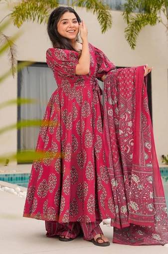 Rani pink floral printed mul cotton a-line kurta set with palazzo and dupatta for women