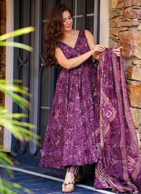 Wine purple printed pure muslin flared kurta set with palazzo pants and dupatta 3