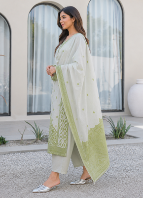 Crtx olive green jaquard pure cotton kurti with dupatta and pant 2