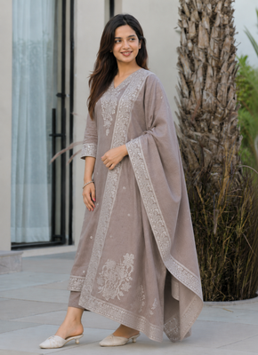 Crtx light brown jaquard pure cotton kurti with dupatta and pant 4