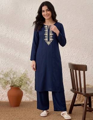 Blue embroidered rayon kurta set 1