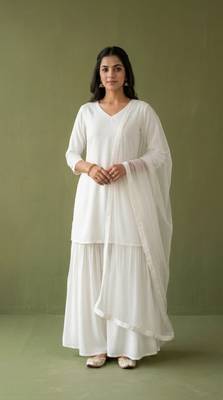 White rayon kurta set with dupatta 2